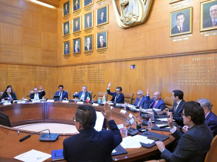 Cambia IMSS gabinete y once representantes estatales; José Luis Aranza, en Tamaulipas