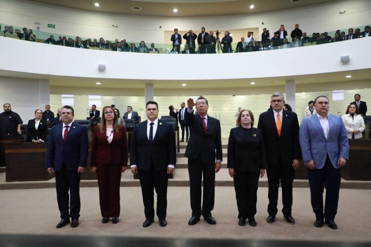 Ratifican a Pedro Alonso Pérez, como Coordinador del Instituto de Investigaciones Parlamentarias