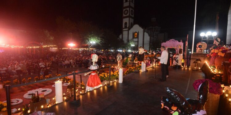 Américo Villarreal y María Santiago fortalecen tradiciones del Día de Muertos en Tamaulipas