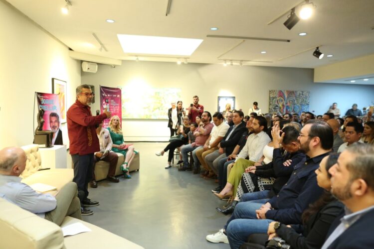 Presentan libro sobre tamaulipecos destacados en el marco del XXII Festival en la Costa del Seno Mexicano