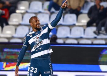 Pachuca aplasta 6-2 a Necaxa con ‘hat-trick’ de Salomón Rondón