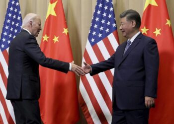 Xi y Biden se reúnen antes de Trump: China pide estabilidad