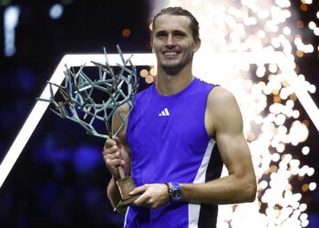 Alexander Zverev conquistó el Masters 1000 de París