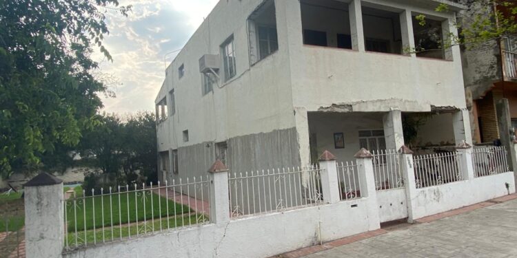 Luces y sombras del Paseo Alameda Francisco I. Madero (El 17) de Cd. Victoria, Tamaulipas