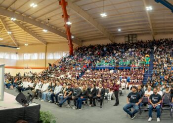 Queremos que nuestros estudiantes sean líderes con un profundo sentido humanista: Dámaso Anaya