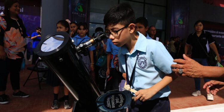 Inaugura gobernador de Tamaulipas Congreso Nacional de Actividades Espaciales 2024 en Matamoros