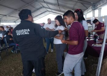 Promueve Guardia Estatal Cibernética el civismo digital en Cruillas, Tamaulipas