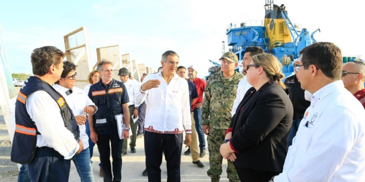 Supervisa gobernador Américo Villarreal avances del Puerto del Norte en Matamoros, Tamaulipas