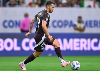 Luis Chávez anota doblete en el triunfo del Dinamo de Moscú