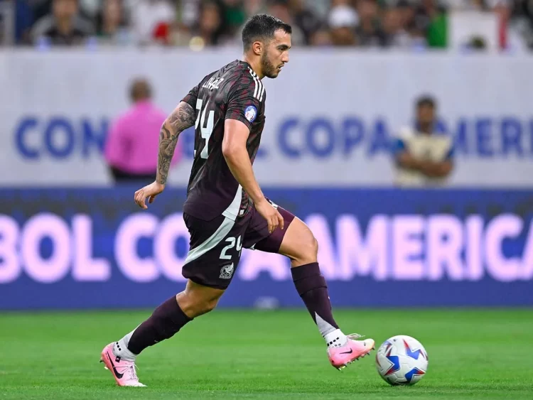 Luis Chávez anota doblete en el triunfo del Dinamo de Moscú