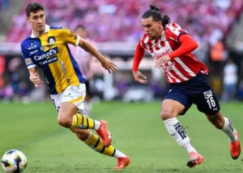 San Luis vence 1-0 a Chivas de último minuto y los manda a repechaje