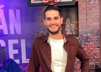 Adrián Marcelo se une a Twitch y consigue 35 mil seguidores