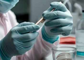 Gripe aviar H5N1 afecta por primera vez a un menor en California