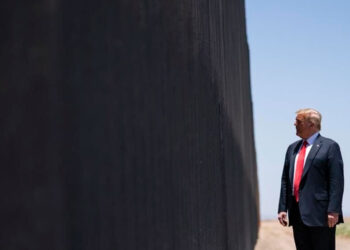 Trump iniciaría deportaciones masivas y cierre de frontera en su primer día de mandato