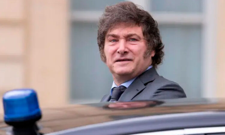 Javier Milei designa a Gustavo Valverde como jefe de la Fuerza Aérea Argentina