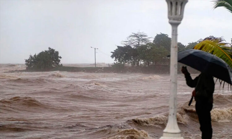 Nicaragua declara alerta amarilla por tormenta Sara