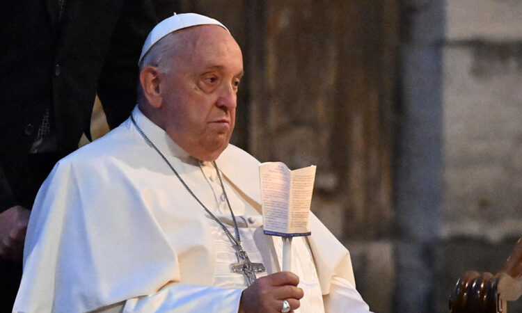 El Papa Francisco llama a rezar por la paz mundial