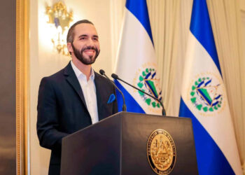 Bukele critica la prohibición de la minería metálica en El Salvador: “¡absurdo!”