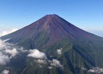 Monte Fuji sin nieve: una anomalía que alarma a Japón