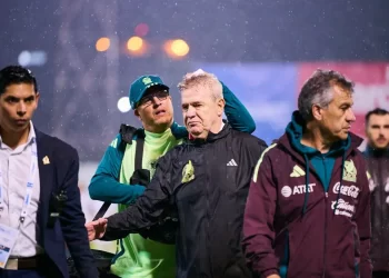 Infantino condena agresión a Aguirre y pide mayor seguridad