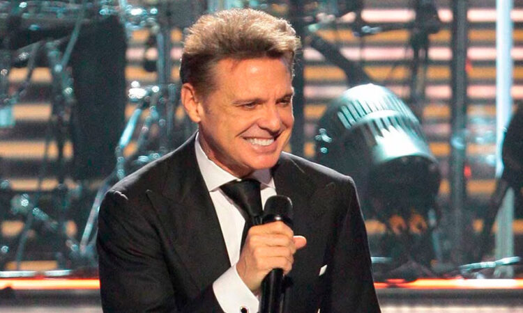 Luis Miguel reprograma concierto en Veracruz por mal clima