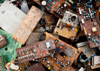 El impacto ambiental de la IA: toneladas de residuos electrónicos