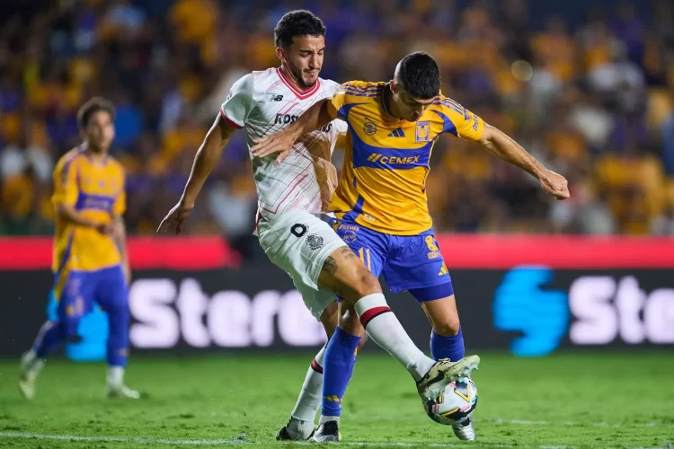 Tigres asegura triunfo 2-1 ante Toluca en casa