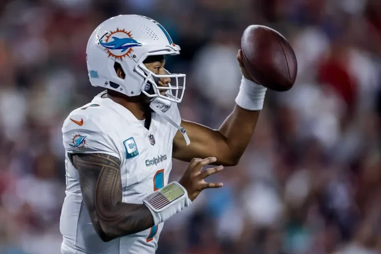 Tua Tagovailoa lidera victoria de Dolphins sobre Rams