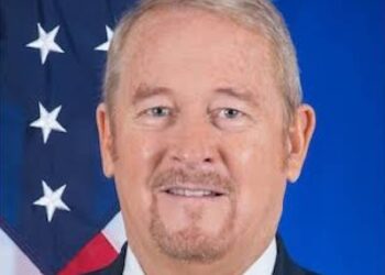 Trump nomina a Ronald Johnson como nuevo embajador en México