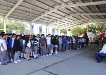 Realizan SEBIEN y Preparatoria Federalizada N° 1 Feria “Expresa tus Derechos Humanos”