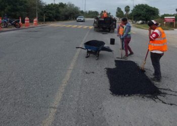 Con trabajos de bacheo y rastreo, Gobierno de Victoria mejora movilidad urbana