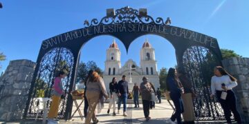 Miles de victorenses refrendan su fe ante la Guadalupana en el Santuario