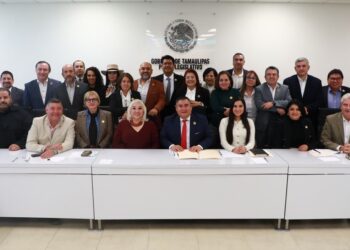 Diputados reducen 826 millones a órganos autónomos y pasan a acciones sociales