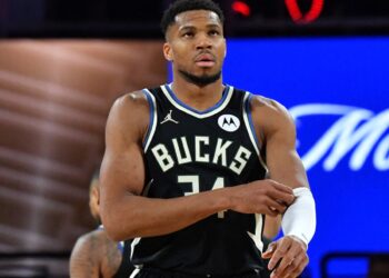 Bucks se convierte en el primer finalista de la Copa NBA 2024