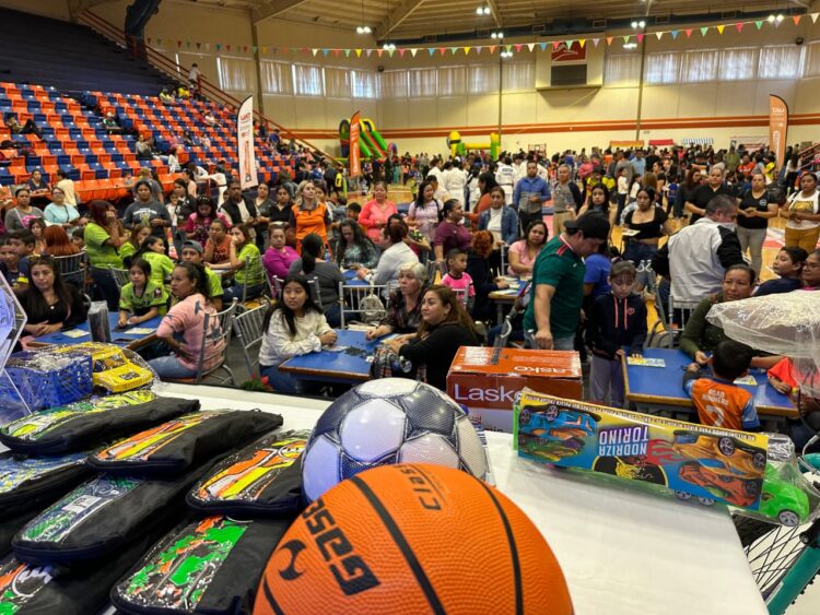 Niños y niñas de Copa UAT disfrutan de divertida posada navideña