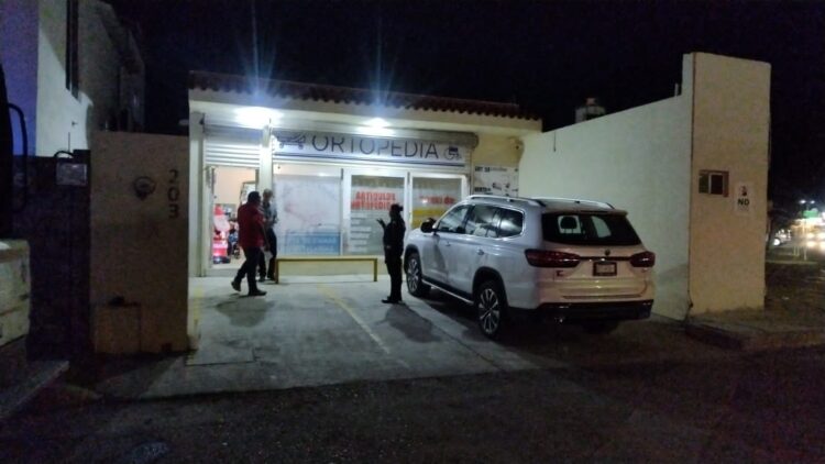 Se suicida anciano en negocio del Fracc. Valle Oriente