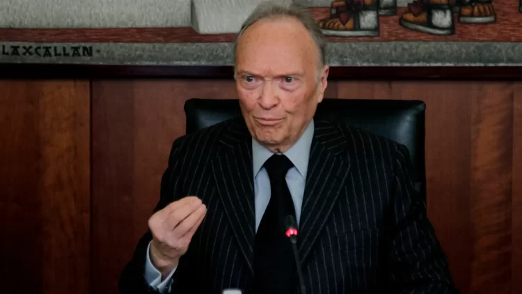 Osiel Cárdenas Guillén cumplirá con sentencias en México tras ser deportado de EU: FGR