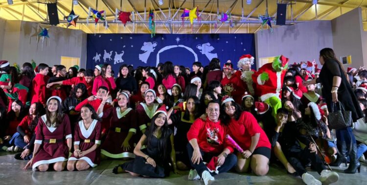 Emotivo festival navideño en la Secundaria General 4 “José Santos Valdés Salazar”.