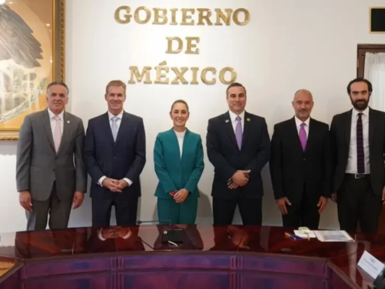 Claudia Sheinbaum se reúne con empresarios canadienses