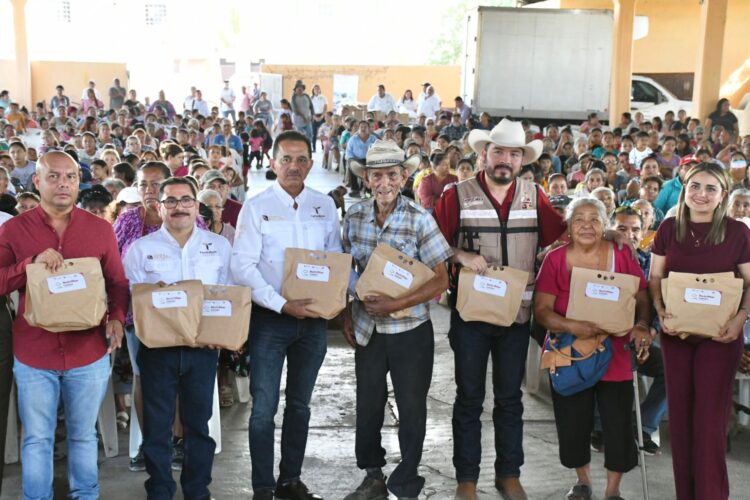 Entrega SADER de Tamaulipas una tonelada de filete de pescado en González