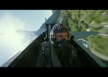 Tom Cruise es reconocido con el máximo honor de la Marina de EU por su trabajo en ‘Top Gun’