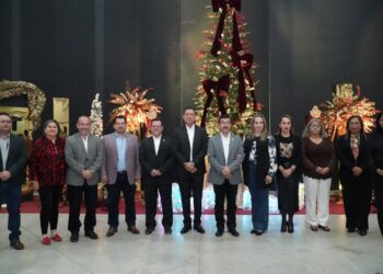 Ofrece la UAT festejos navideños a sus docentes