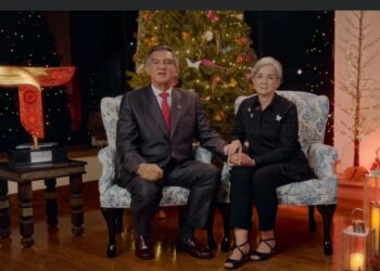 Desean el gobernador Américo Villarreal y familia feliz navidad a los tamaulipecos