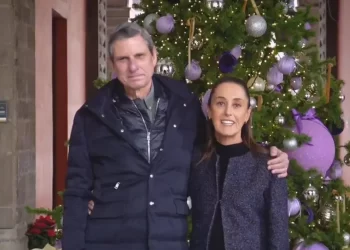 Claudia Sheinbaum desea feliz Navidad; ‘lo más importante es el amor’
