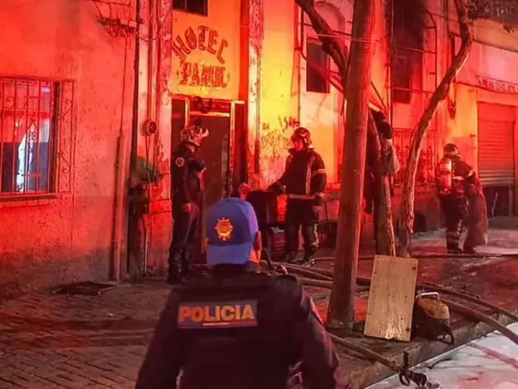 Incendio en Hotel Parral de la CDMX deja cuatro muertos; evacuaron a 30 personas