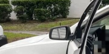 Ejecutan a hombre a bordo de su auto en San Pedro Garza García, Nuevo León