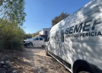 Abandonan cadáver con balazo en la cabeza; tiene un tatuaje de Pinocho en el abdomen