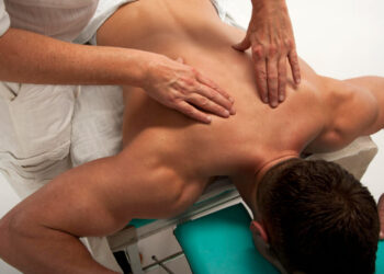 Mesas de masaje plegables vs. fijas: ventajas y desventajas