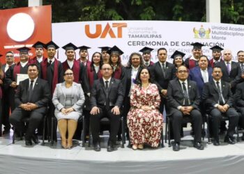 Celebra UAT en El Mante graduación de egresados de licenciatura y maestría