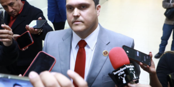 Cuestiona Humberto Prieto bandazos políticos de Diputada Casandra de los Santos